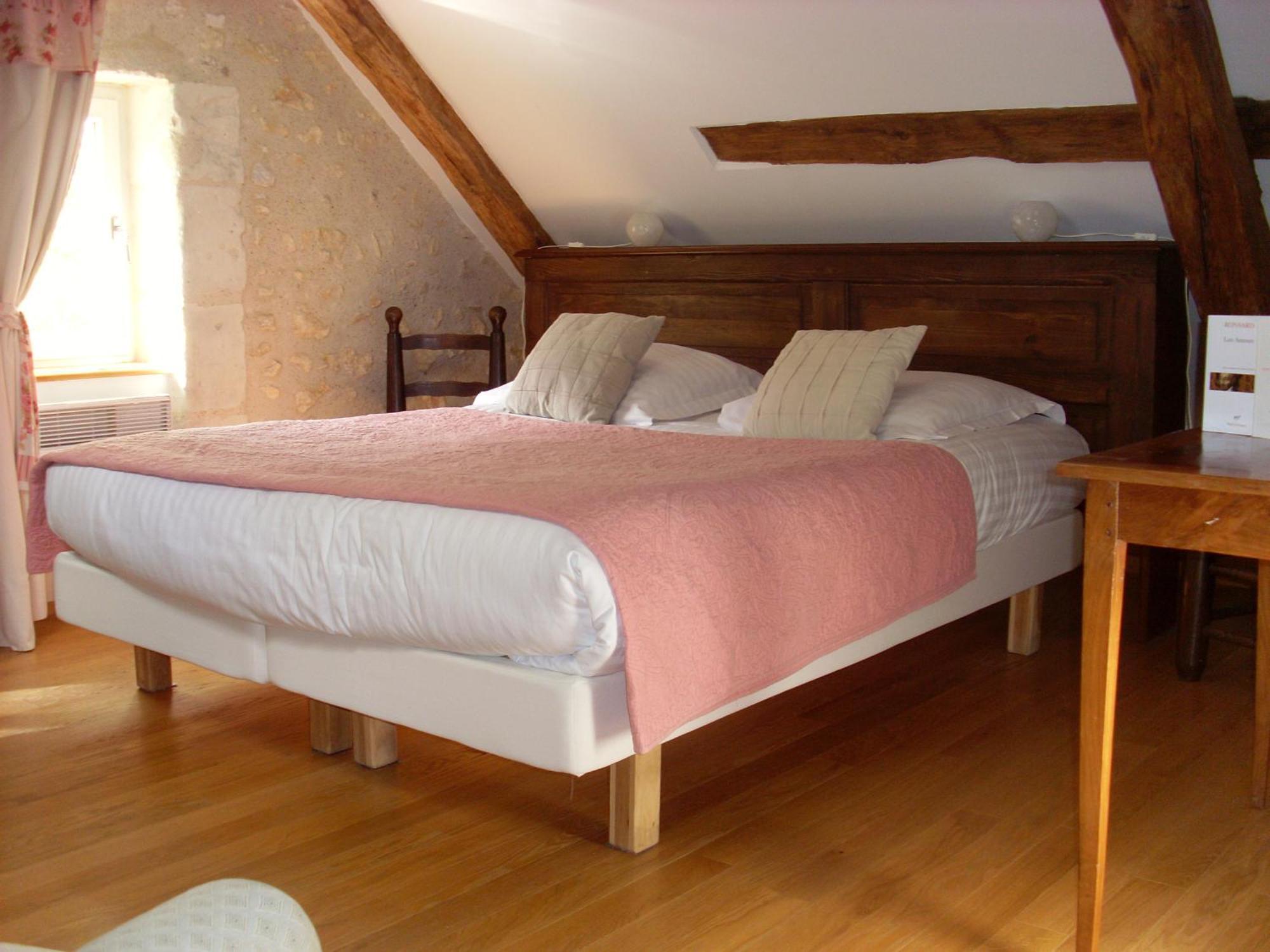 La Heraudiere Bed & Breakfast Tours Oda fotoğraf